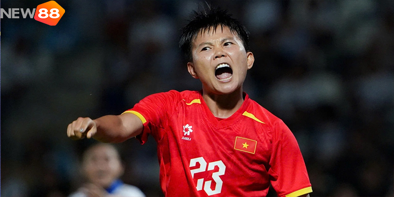 Quả Bóng Vàng Nữ Việt Nam 2025: Cuộc Đua Tam Mã Cùng New88 5 Bích Thùy nổi bật trong cuộc đua Quả bóng vàng nữ Việt Nam 2025